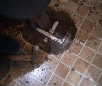 江川卫生间漏水维修公司为您分享下卫生间渗水如何处理及注意事项