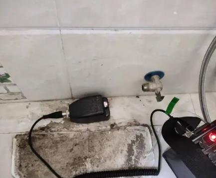 江川屋顶漏水维修公司分享下卫生间漏水的危害及解决方法